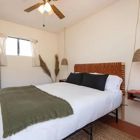 Renovated Lodge - Room 1 With Pool Access Joshua Tree Exterior photo