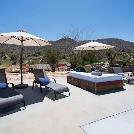 Renovated Lodge - Room 1 With Pool Access Joshua Tree Exterior photo