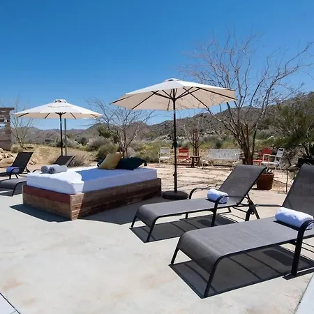 Renovated Lodge - Room 1 With Pool Access Joshua Tree Exterior photo