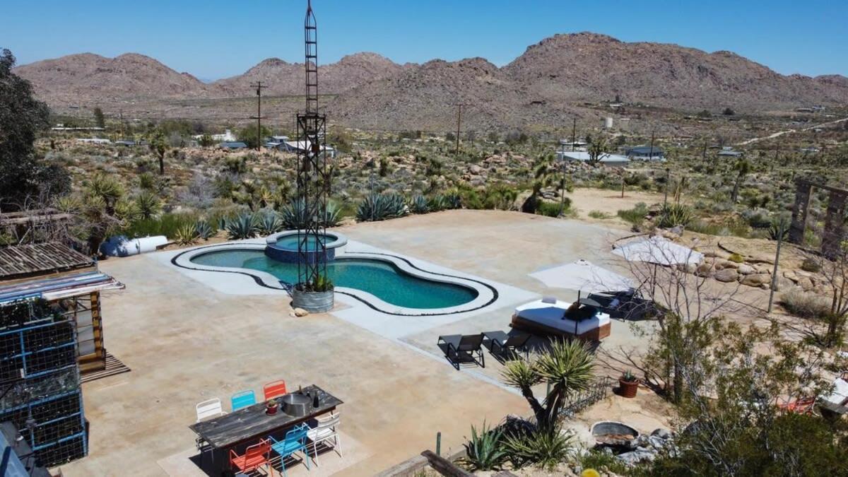 Holiday home Renovated - 1 With Pool Access
